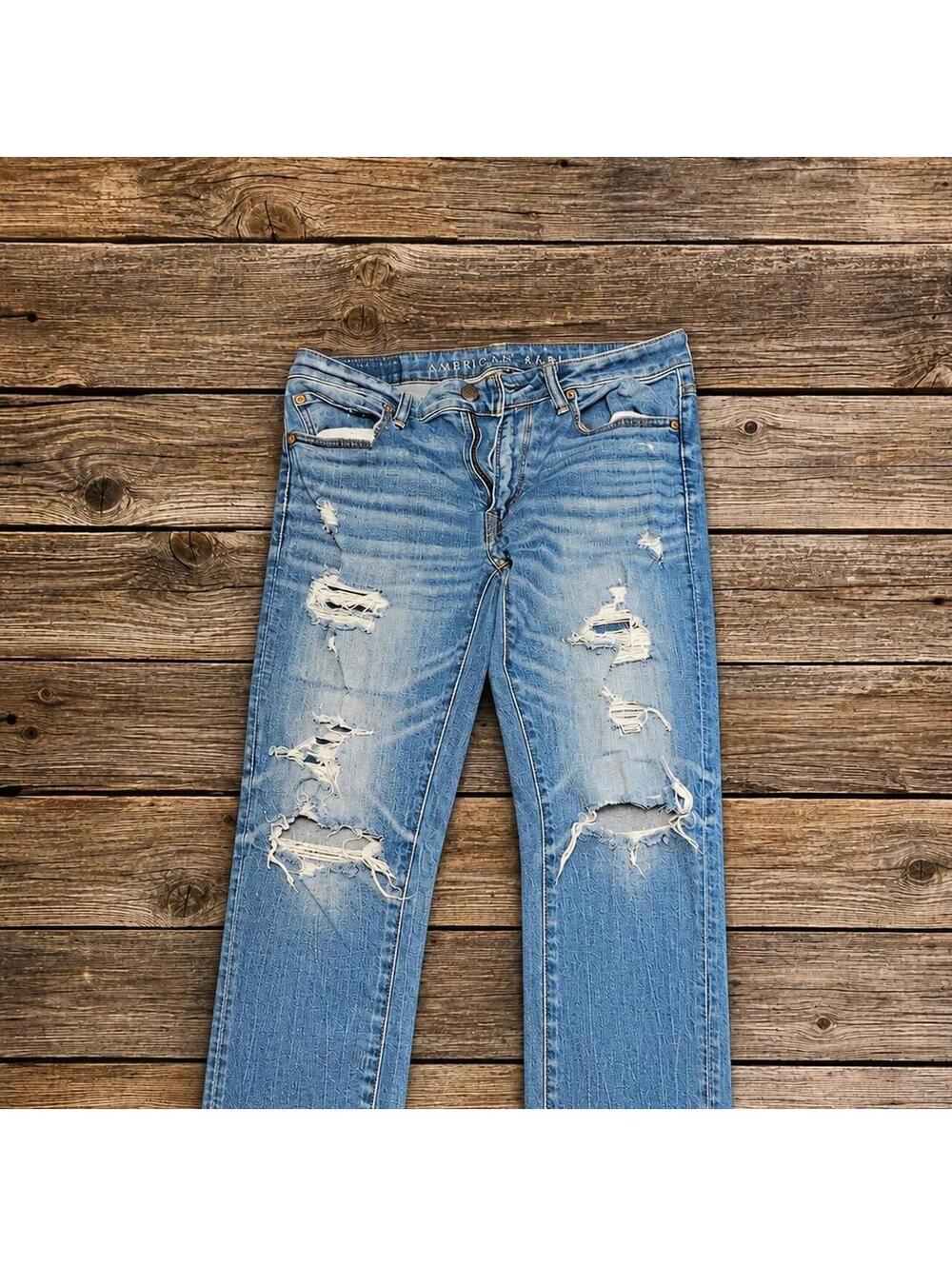 American Eagle Men's Blue Jeans